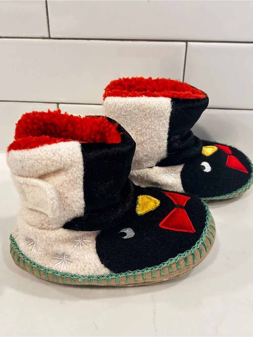 Hanna Andersson Toddler Penguin Slippers Woo Blend Size 9/10